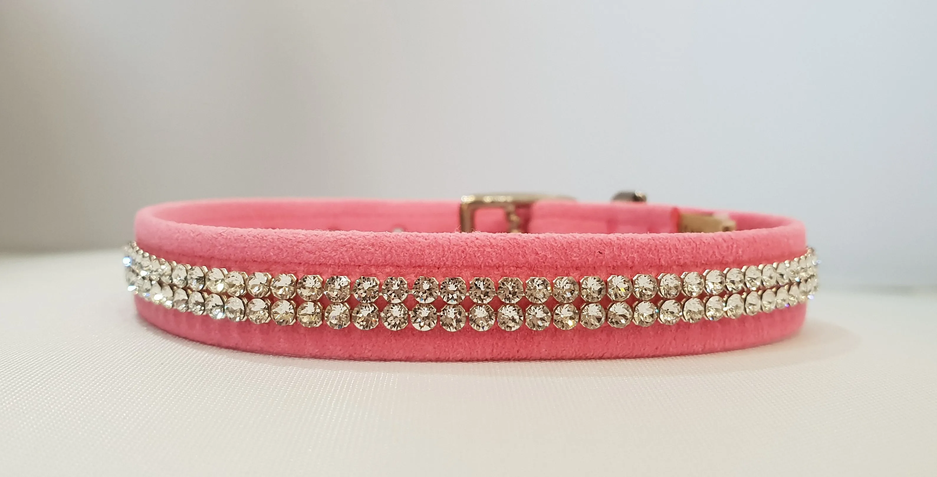2 Row Crystal Microsuede 1/2" Collar